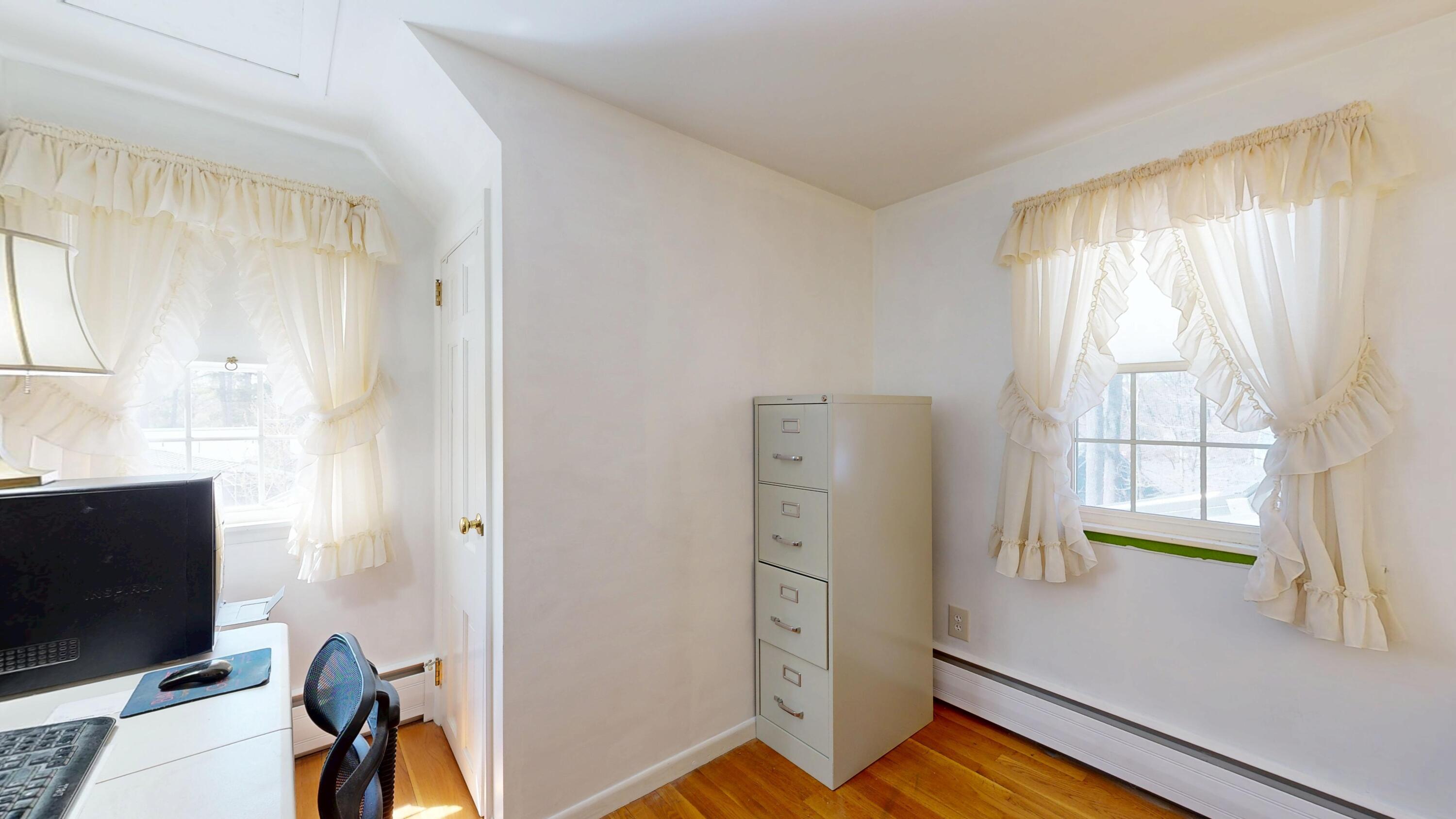 87 Locksley Road Auburn ME 04210