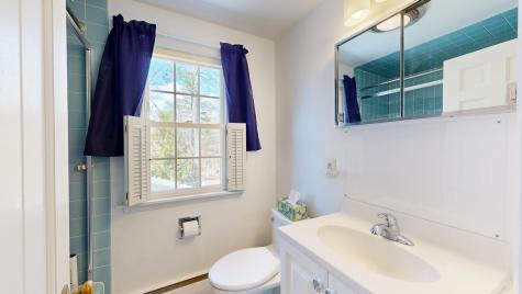 87 Locksley Road Auburn ME 04210