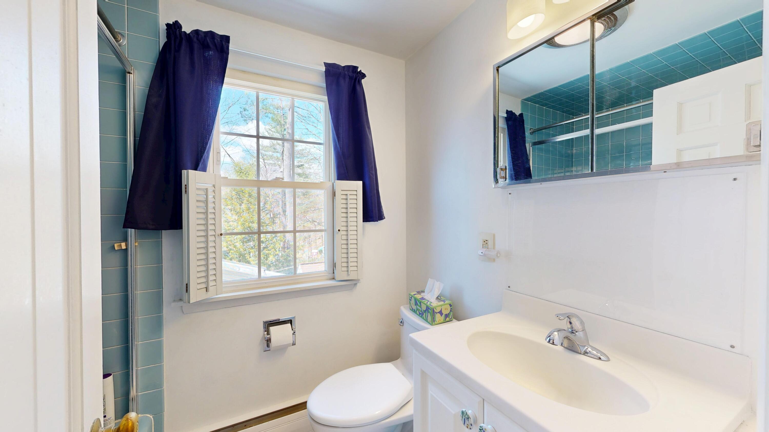87 Locksley Road Auburn ME 04210