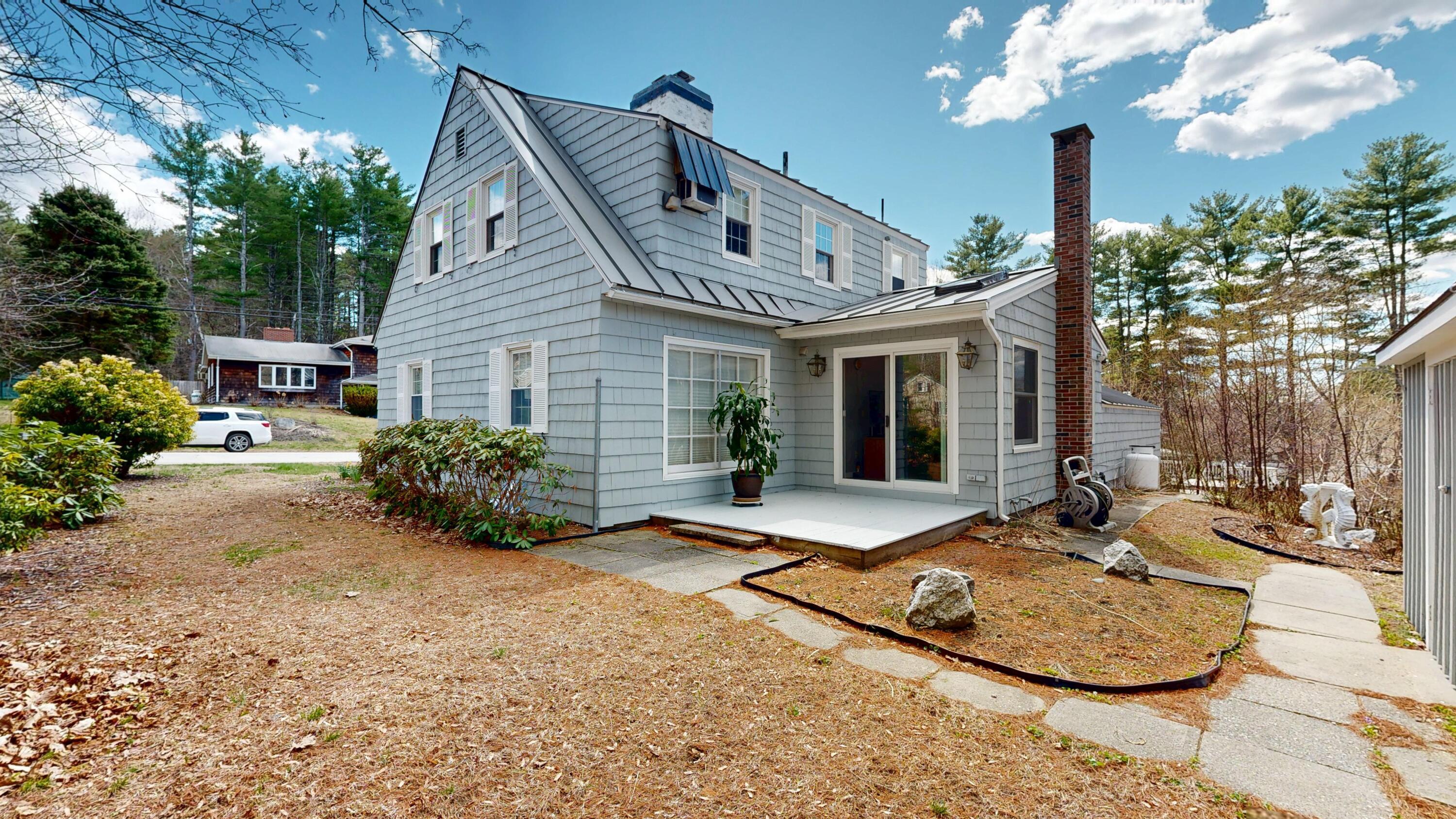 87 Locksley Road Auburn ME 04210