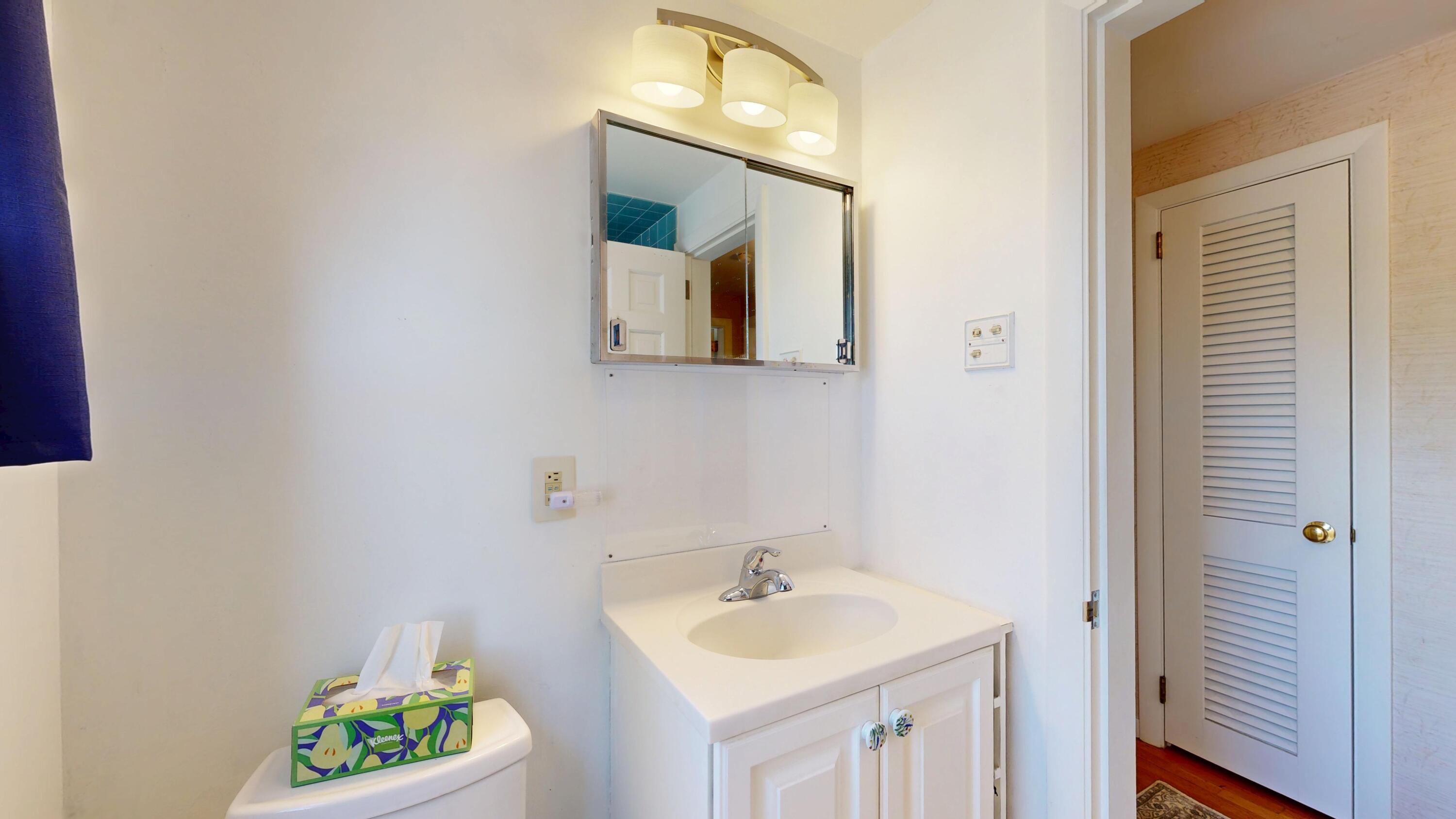 87 Locksley Road Auburn ME 04210