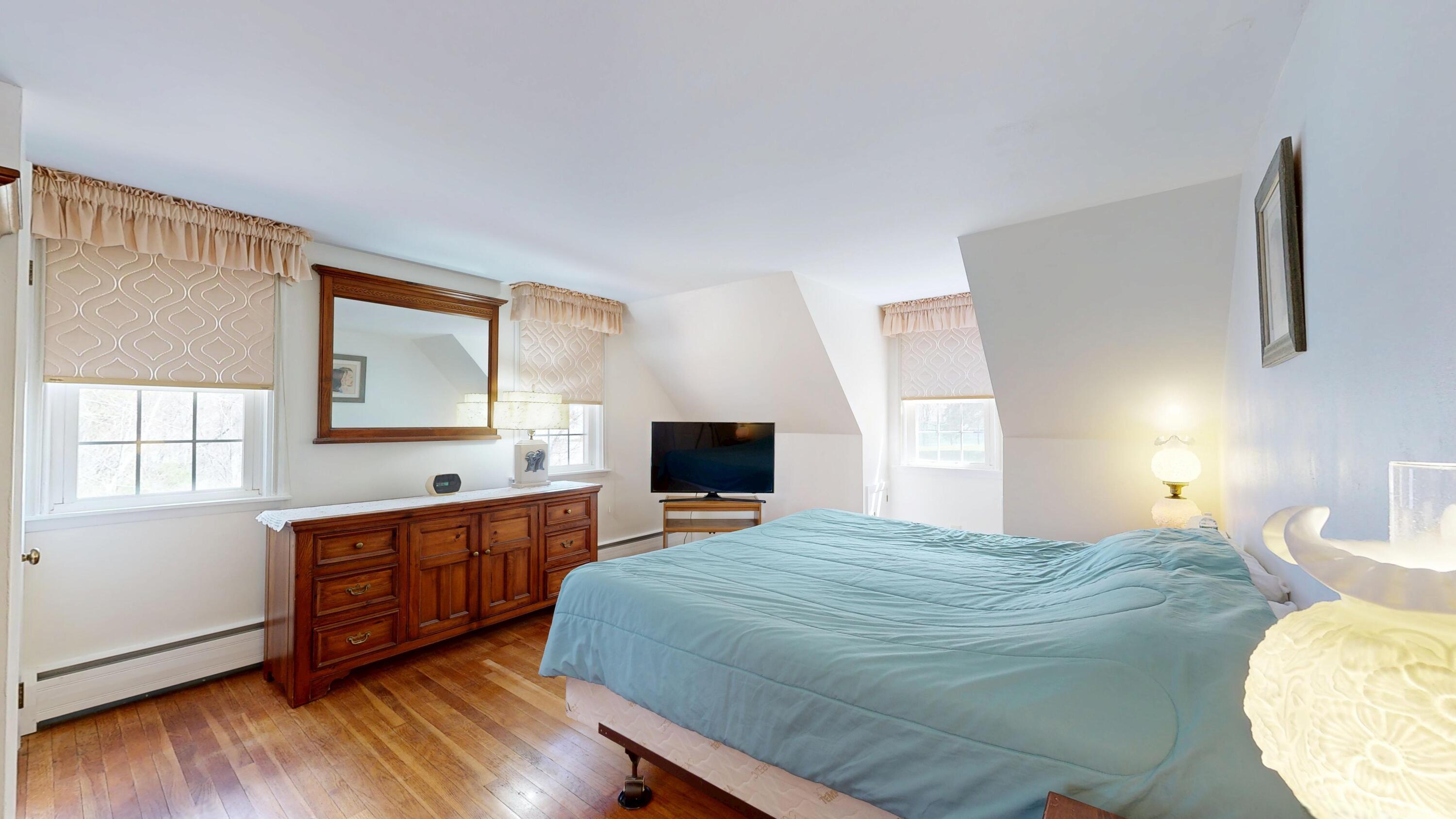 87 Locksley Road Auburn ME 04210