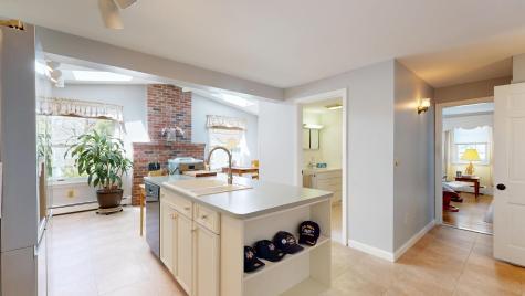 87 Locksley Road Auburn ME 04210