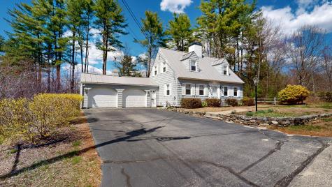87 Locksley Road Auburn ME 04210