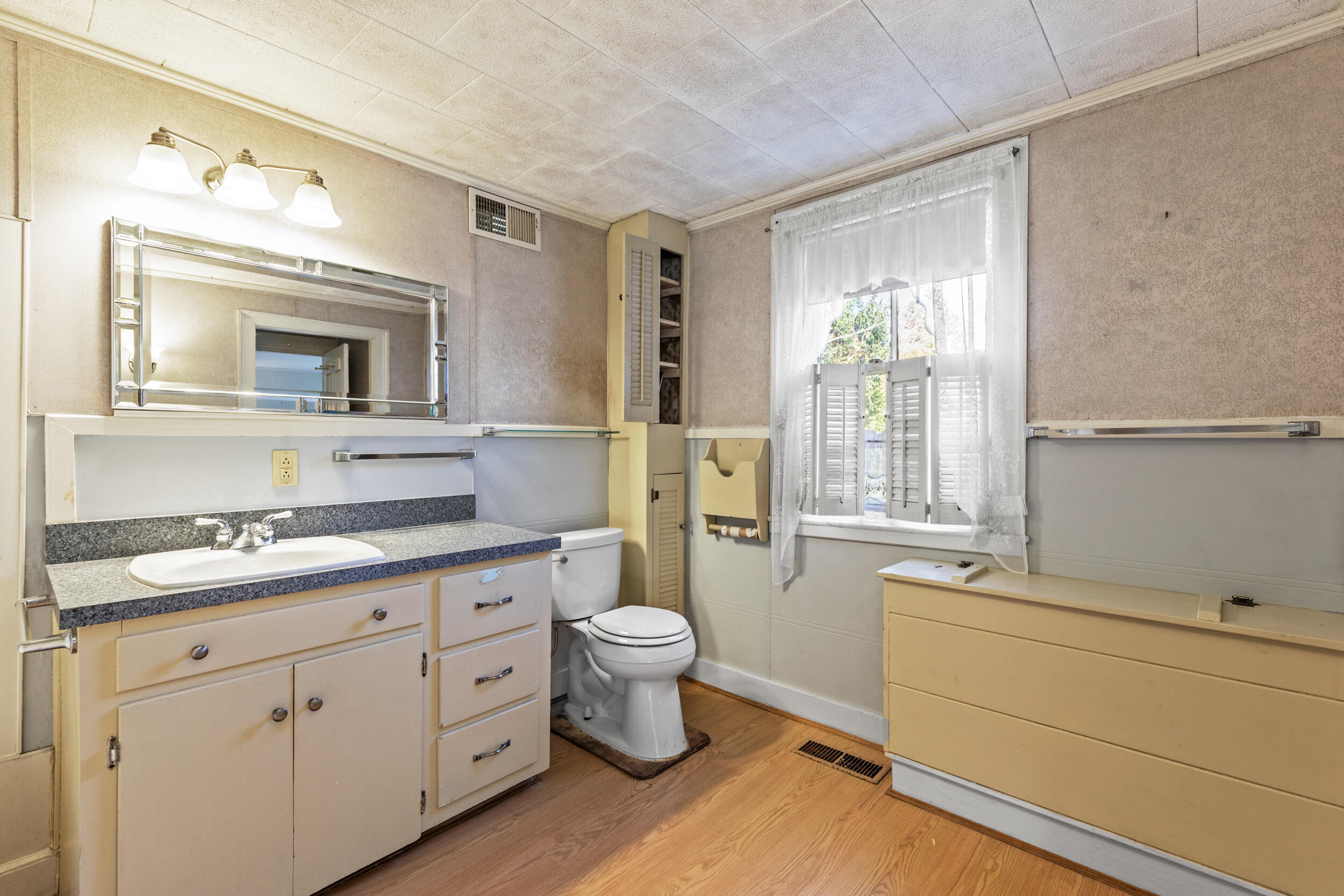 15 Read Road Windham ME 04062