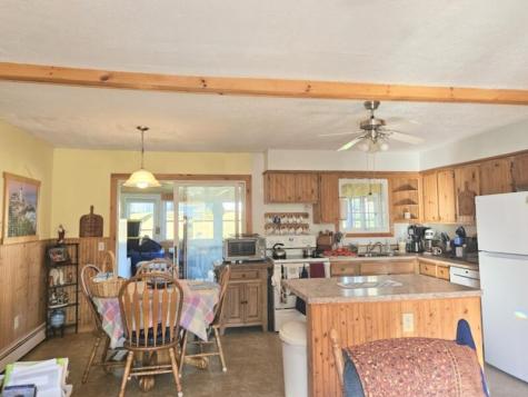 10 Swale Lane Lewiston ME 04240