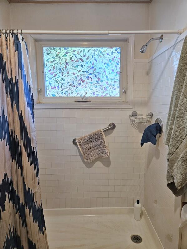 10 Swale Lane Lewiston ME 04240