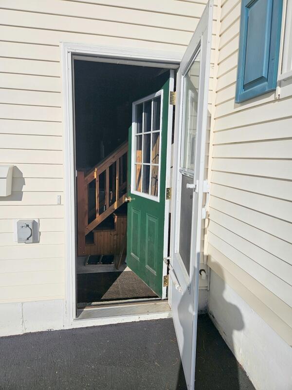 10 Swale Lane Lewiston ME 04240