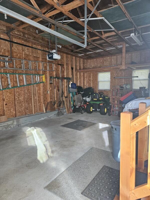 10 Swale Lane Lewiston ME 04240