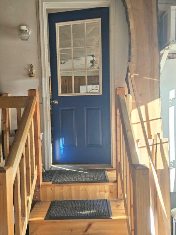 10 Swale Lane Lewiston ME 04240