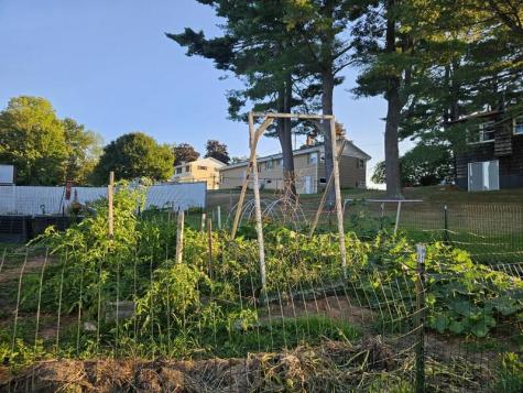 10 Swale Lane Lewiston ME 04240