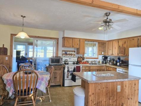 10 Swale Lane Lewiston ME 04240