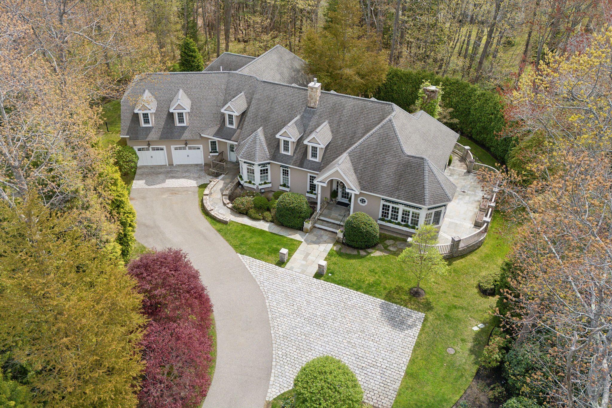 11 Clubhouse Drive Kennebunk ME 04043