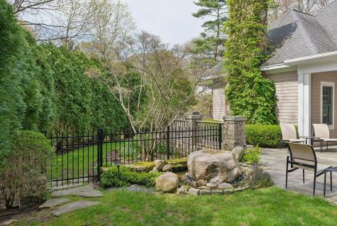 11 Clubhouse Drive Kennebunk ME 04043