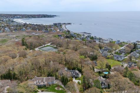 11 Clubhouse Drive Kennebunk ME 04043