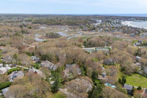 11 Clubhouse Drive Kennebunk ME 04043