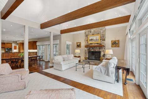 11 Clubhouse Drive Kennebunk ME 04043