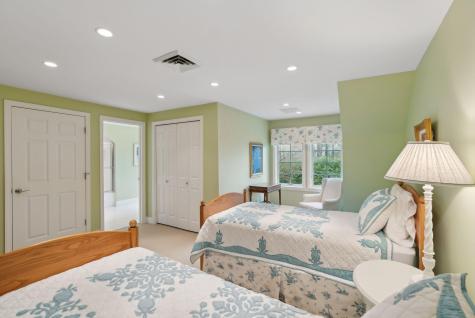 11 Clubhouse Drive Kennebunk ME 04043