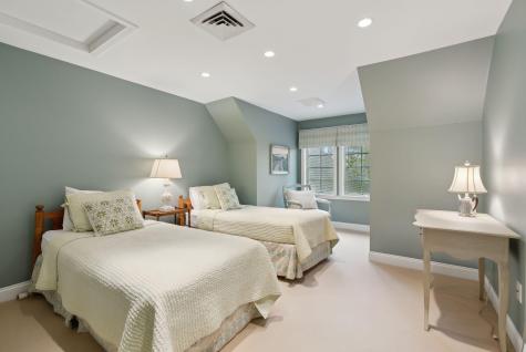 11 Clubhouse Drive Kennebunk ME 04043