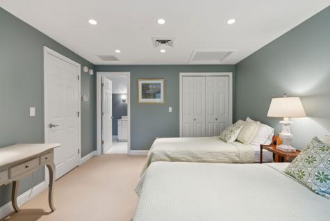 11 Clubhouse Drive Kennebunk ME 04043