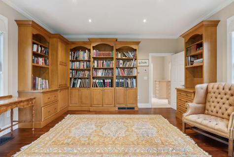 11 Clubhouse Drive Kennebunk ME 04043