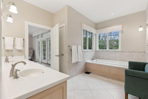 11 Clubhouse Drive Kennebunk ME 04043