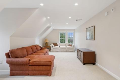 11 Clubhouse Drive Kennebunk ME 04043