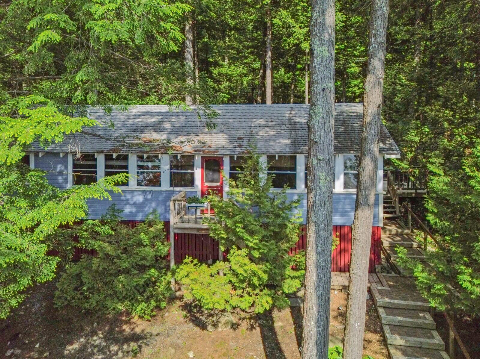 135 Hight Road Mount Vernon ME 04352