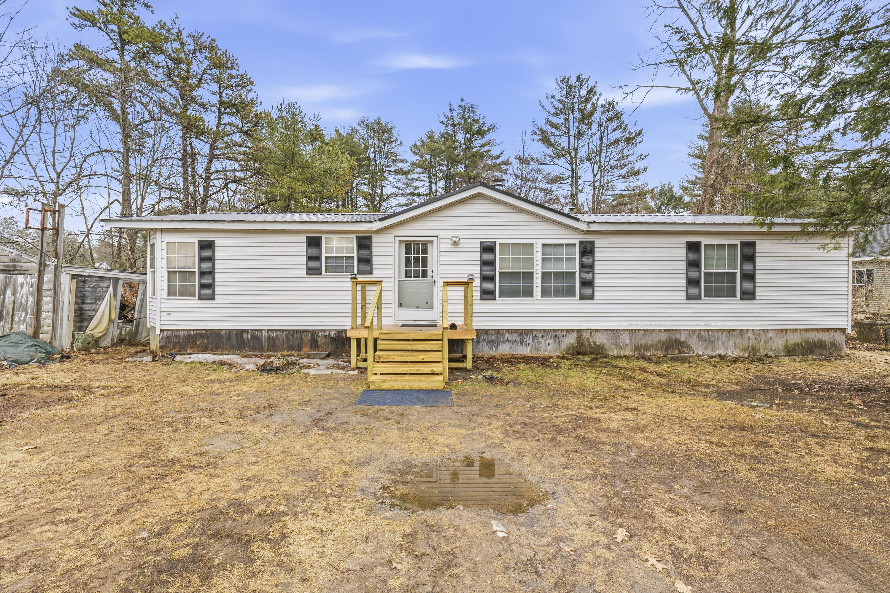 367 River Road Topsham ME 04086