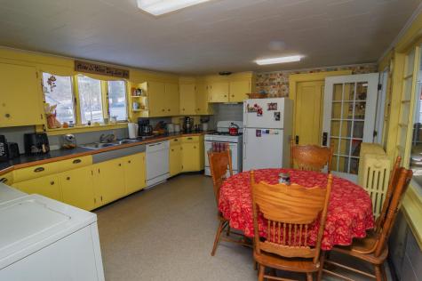 61 Pleasant Street Dexter ME 04930