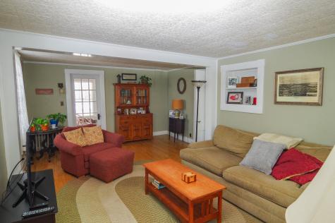 61 Pleasant Street Dexter ME 04930
