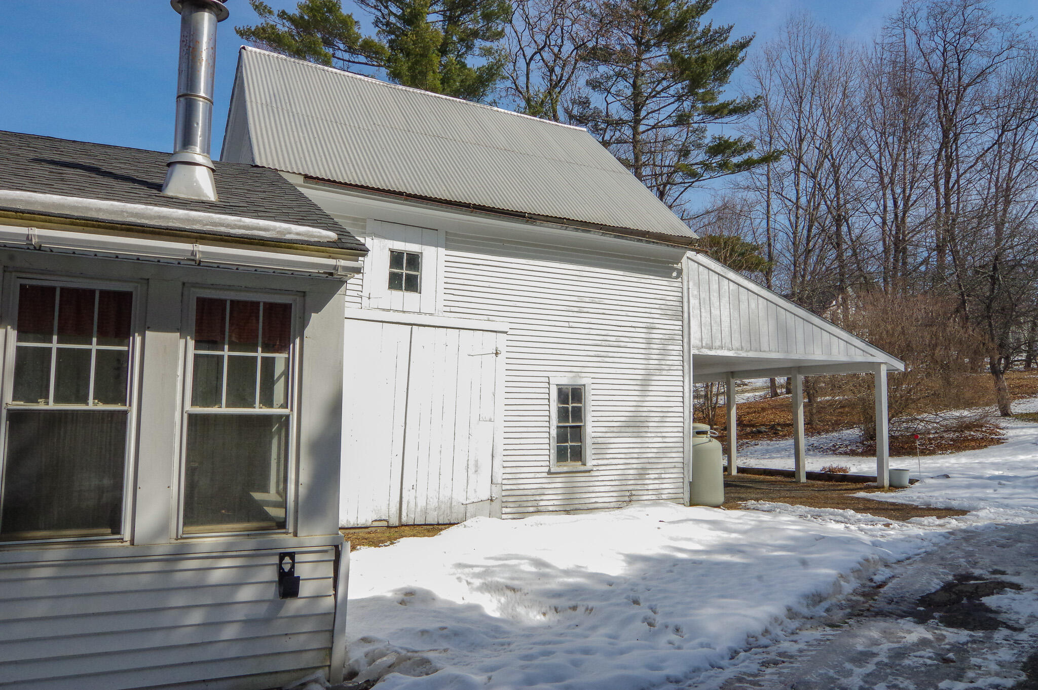 61 Pleasant Street Dexter ME 04930