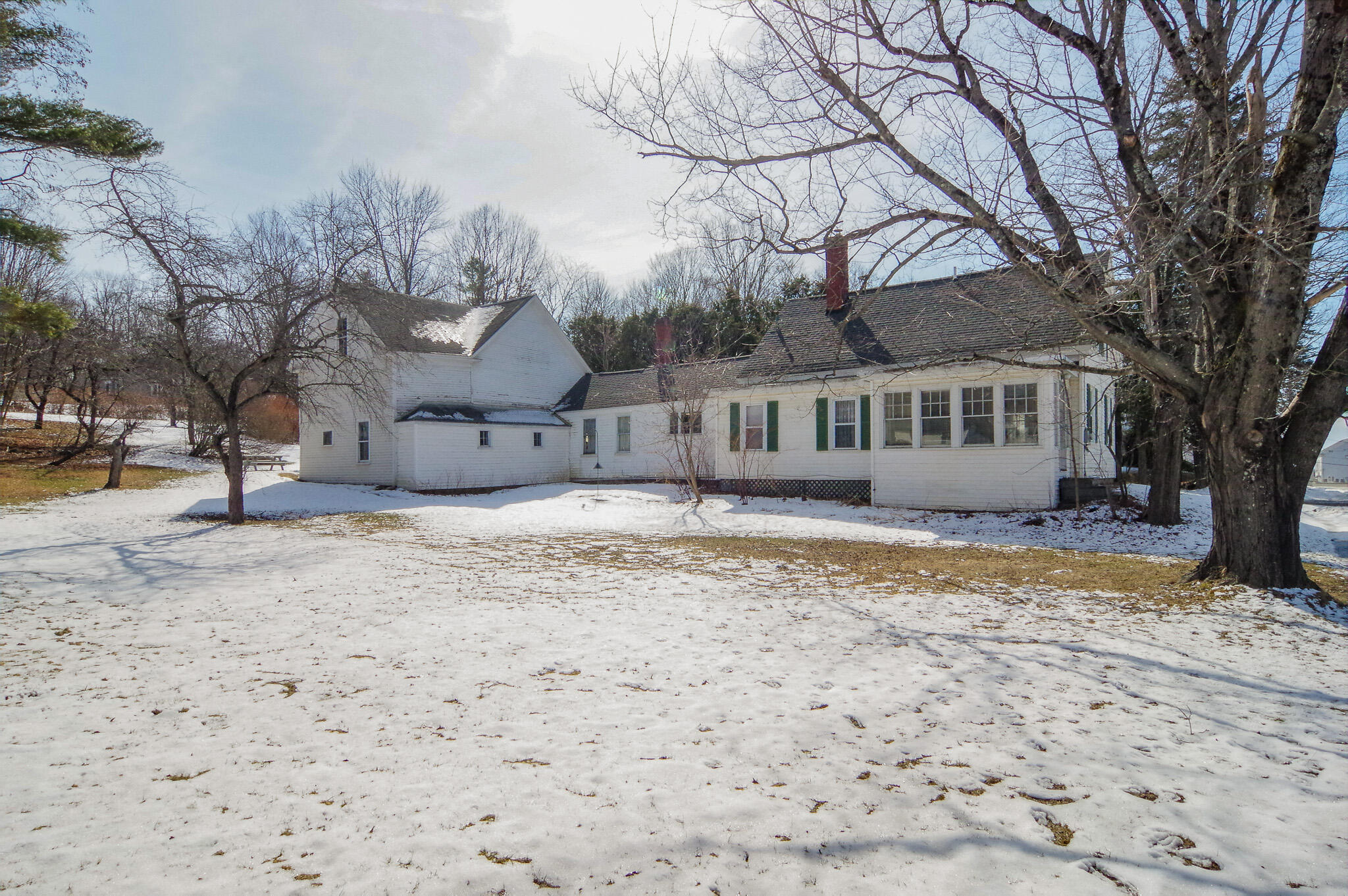 61 Pleasant Street Dexter ME 04930