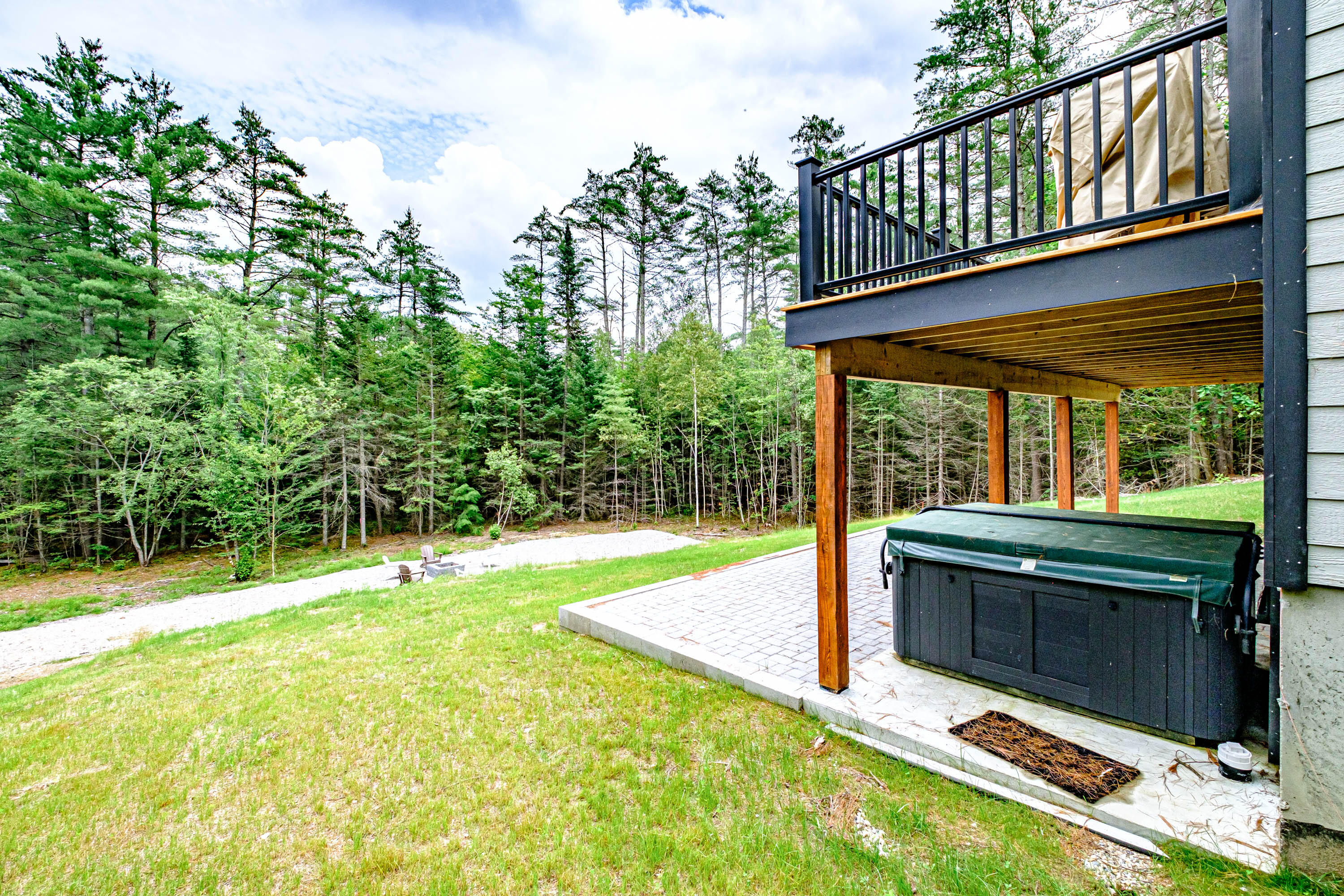 21 Cobblestone Farm Road Bethel ME 04217