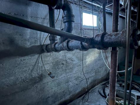 88 Belgrade Road Oakland ME 04963