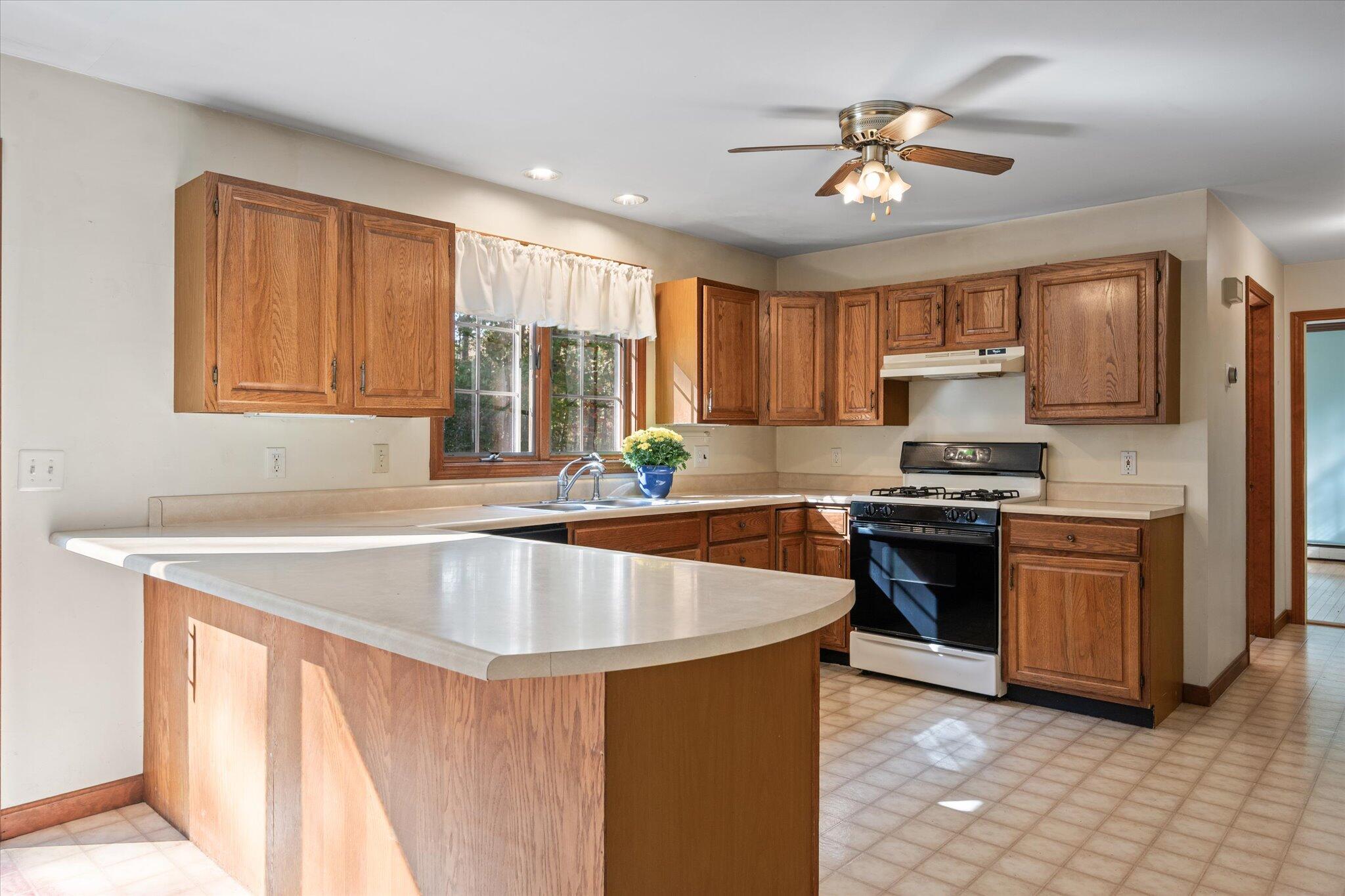 1234 Essex Street Bangor ME 04401