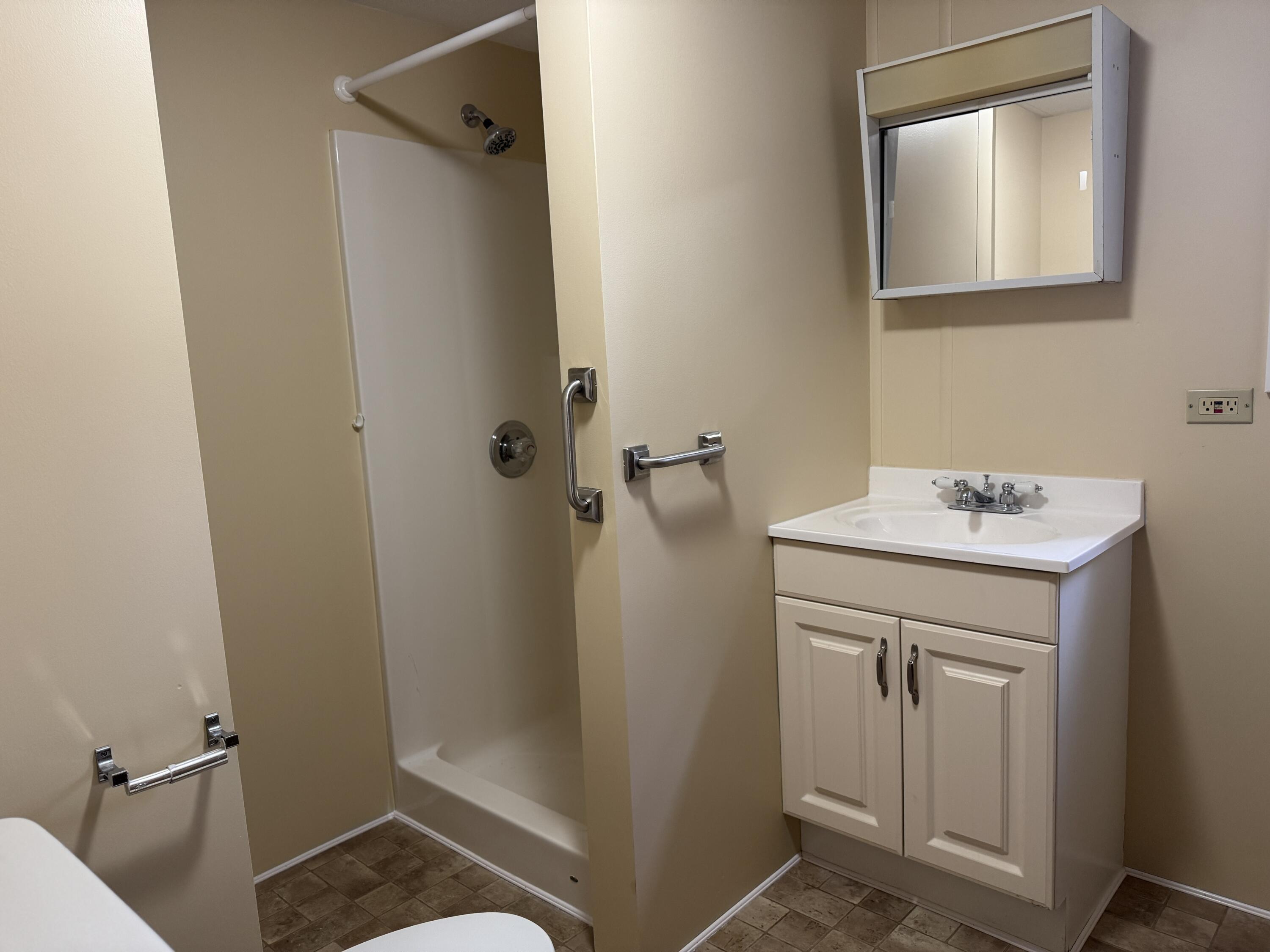 16 Pine Street Dexter ME 04930