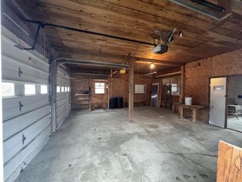16 Pine Street Dexter ME 04930