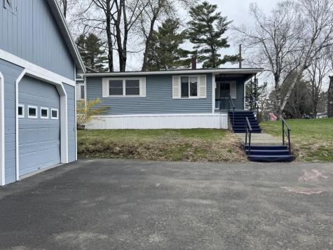 16 Pine Street Dexter ME 04930