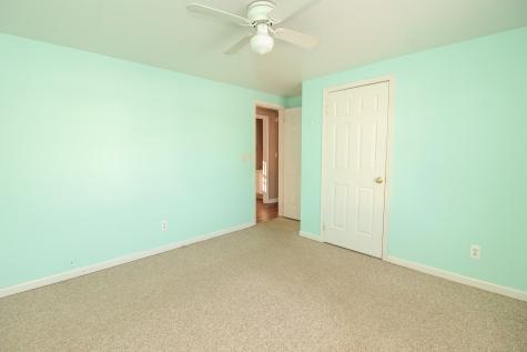 20 Earle Avenue Bangor ME 04401