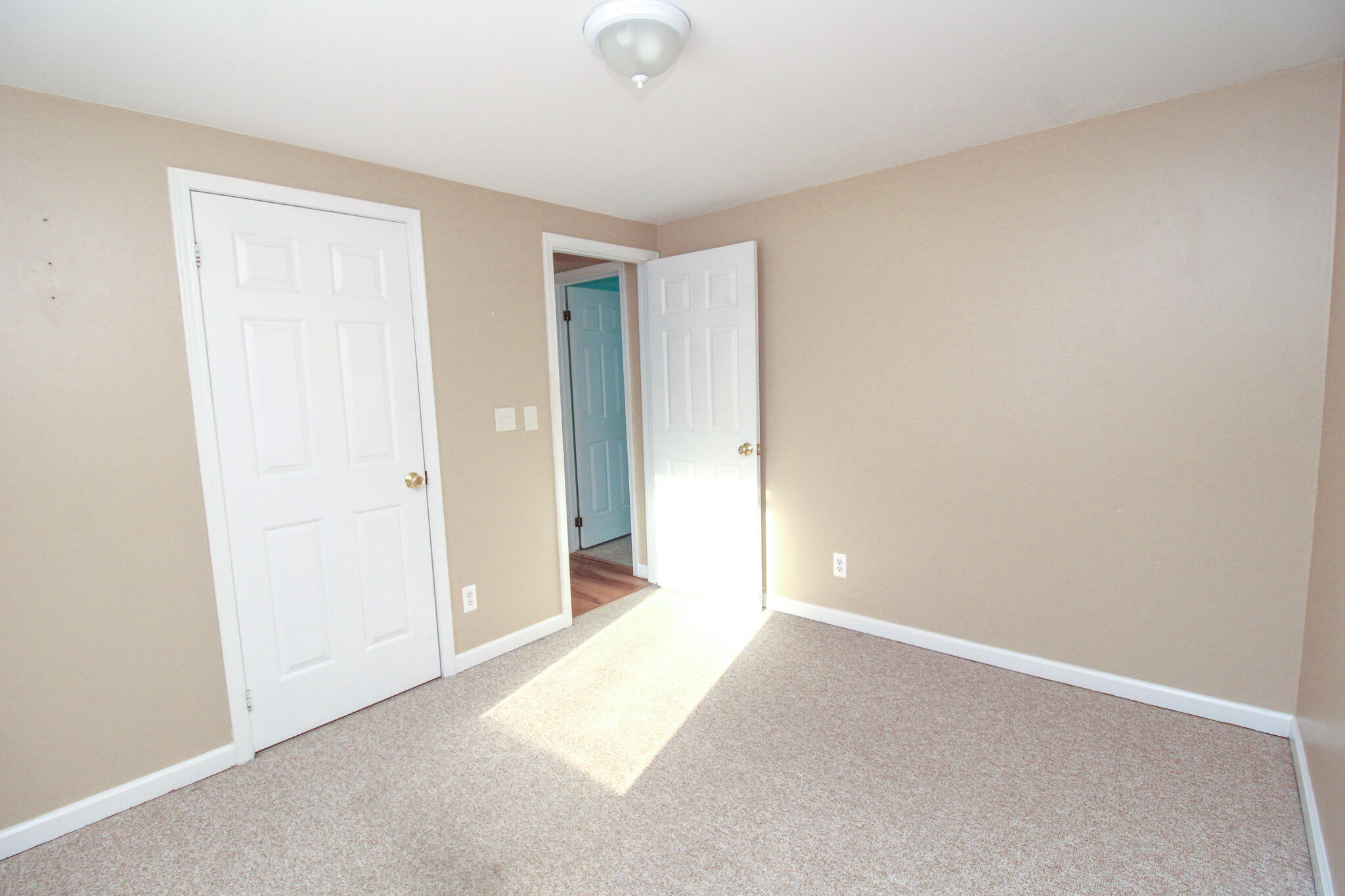 20 Earle Avenue Bangor ME 04401