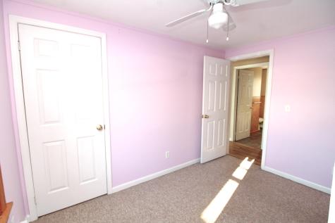 20 Earle Avenue Bangor ME 04401