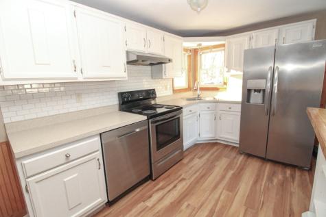 20 Earle Avenue Bangor ME 04401