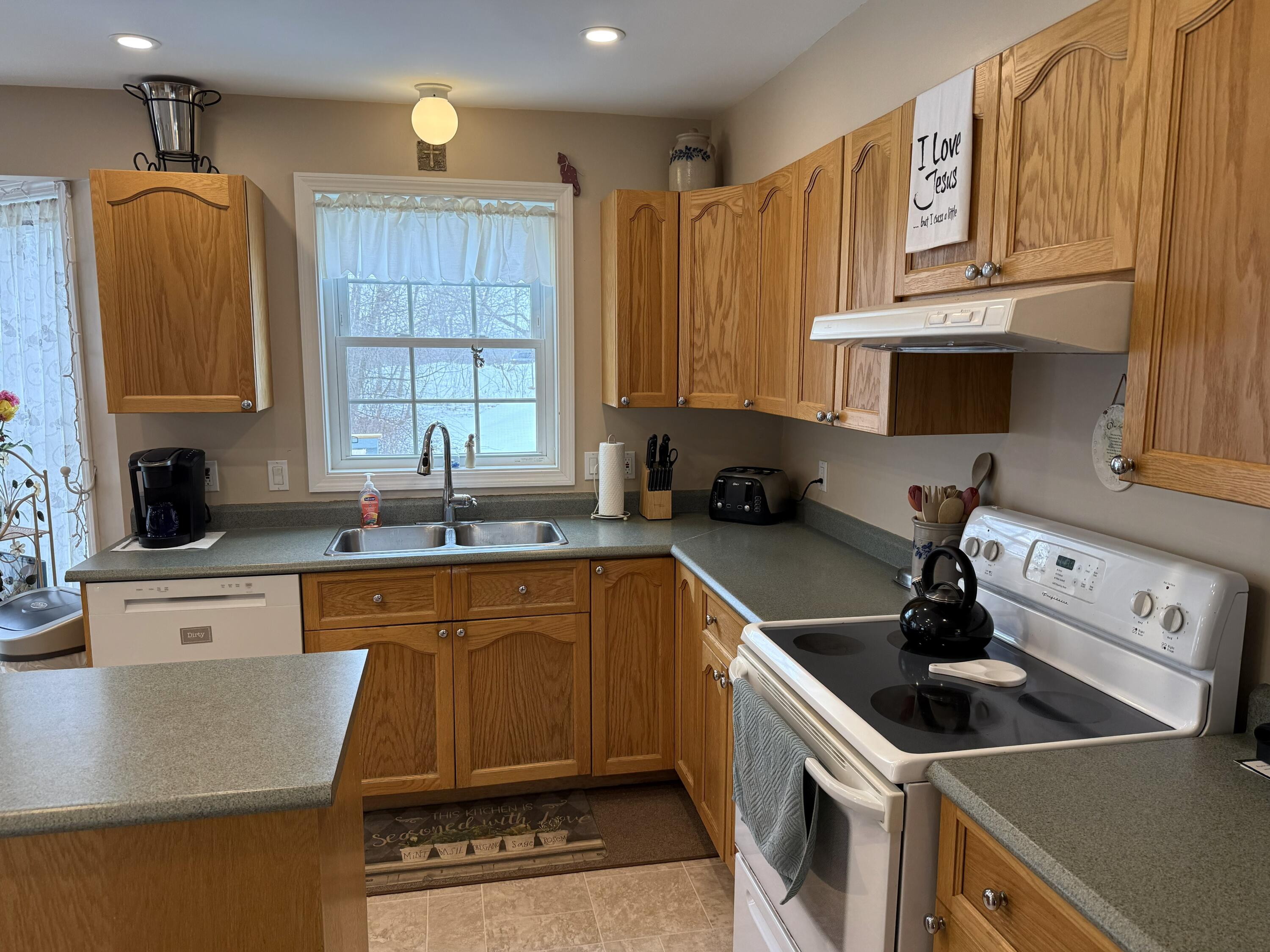 13 Oakwood Drive South Portland ME 04106