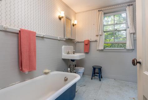 703 Richville Road Standish ME 04084