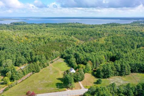 703 Richville Road Standish ME 04084