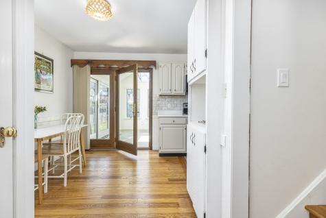 16 Meadow Way Cape Elizabeth ME 04107
