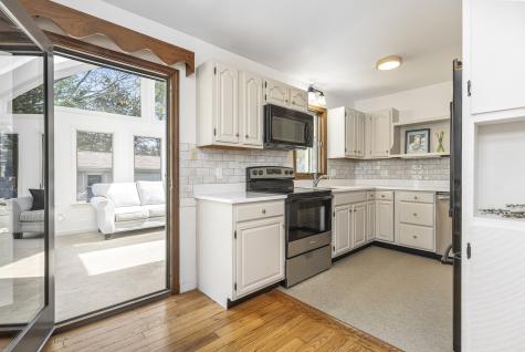 16 Meadow Way Cape Elizabeth ME 04107