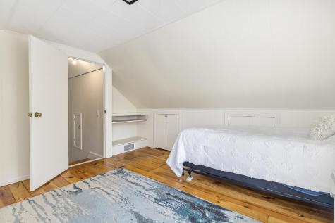 16 Meadow Way Cape Elizabeth ME 04107
