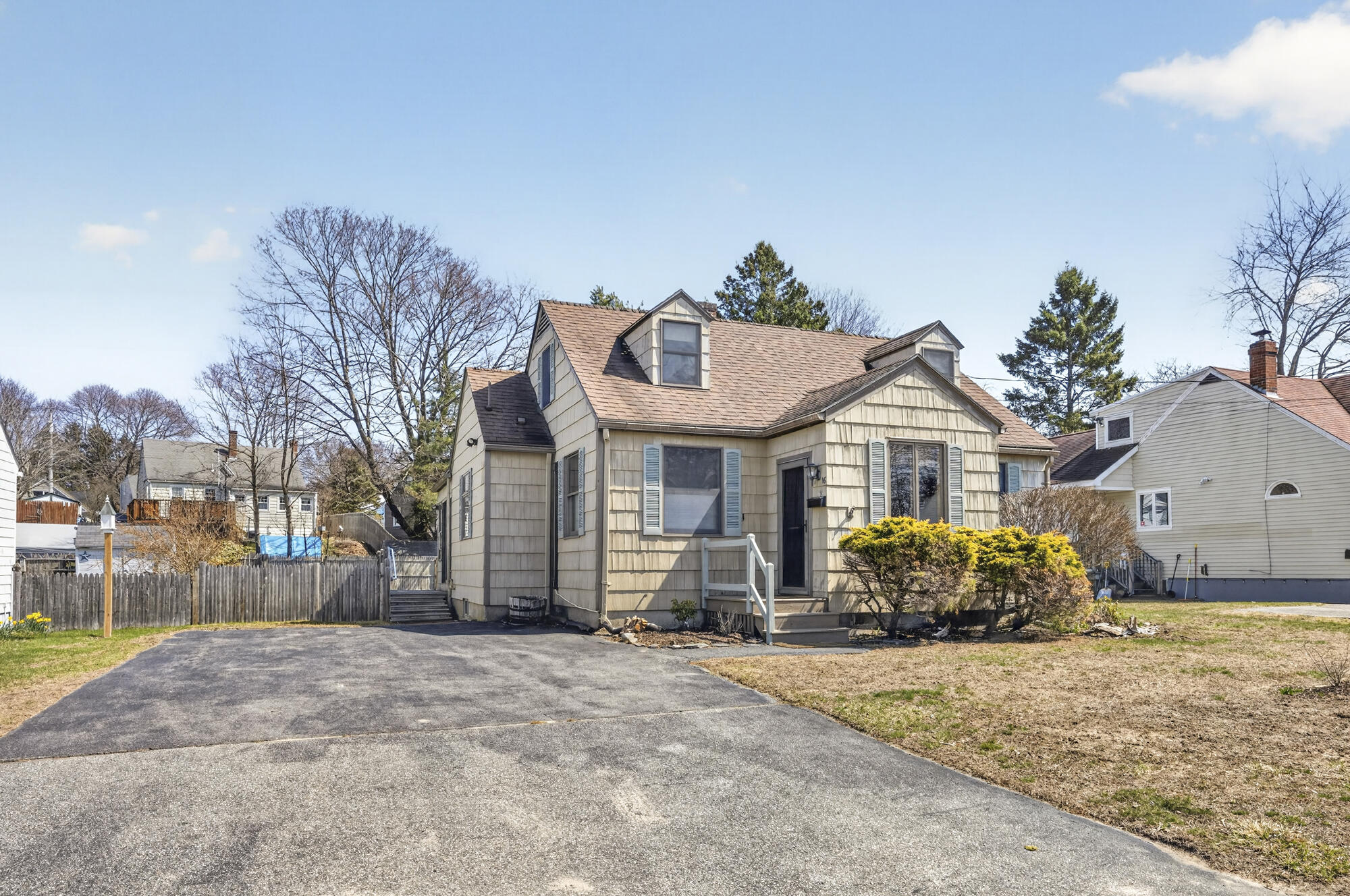 16 Meadow Way Cape Elizabeth ME 04107